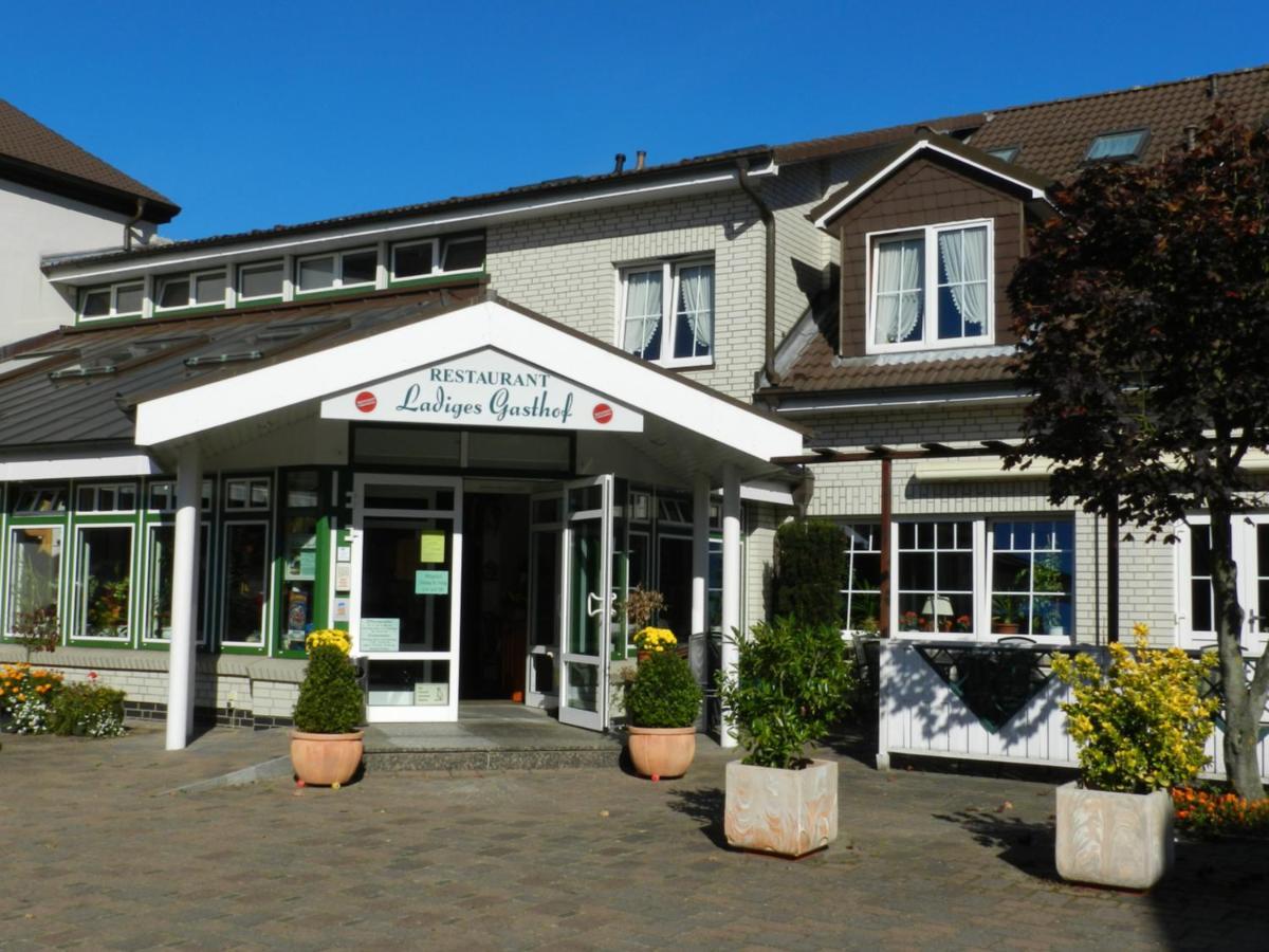 Ladiges Gasthof Holm  エクステリア 写真
